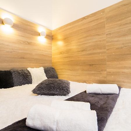 לבוב Smart Apartment On Filatova מראה חיצוני תמונה