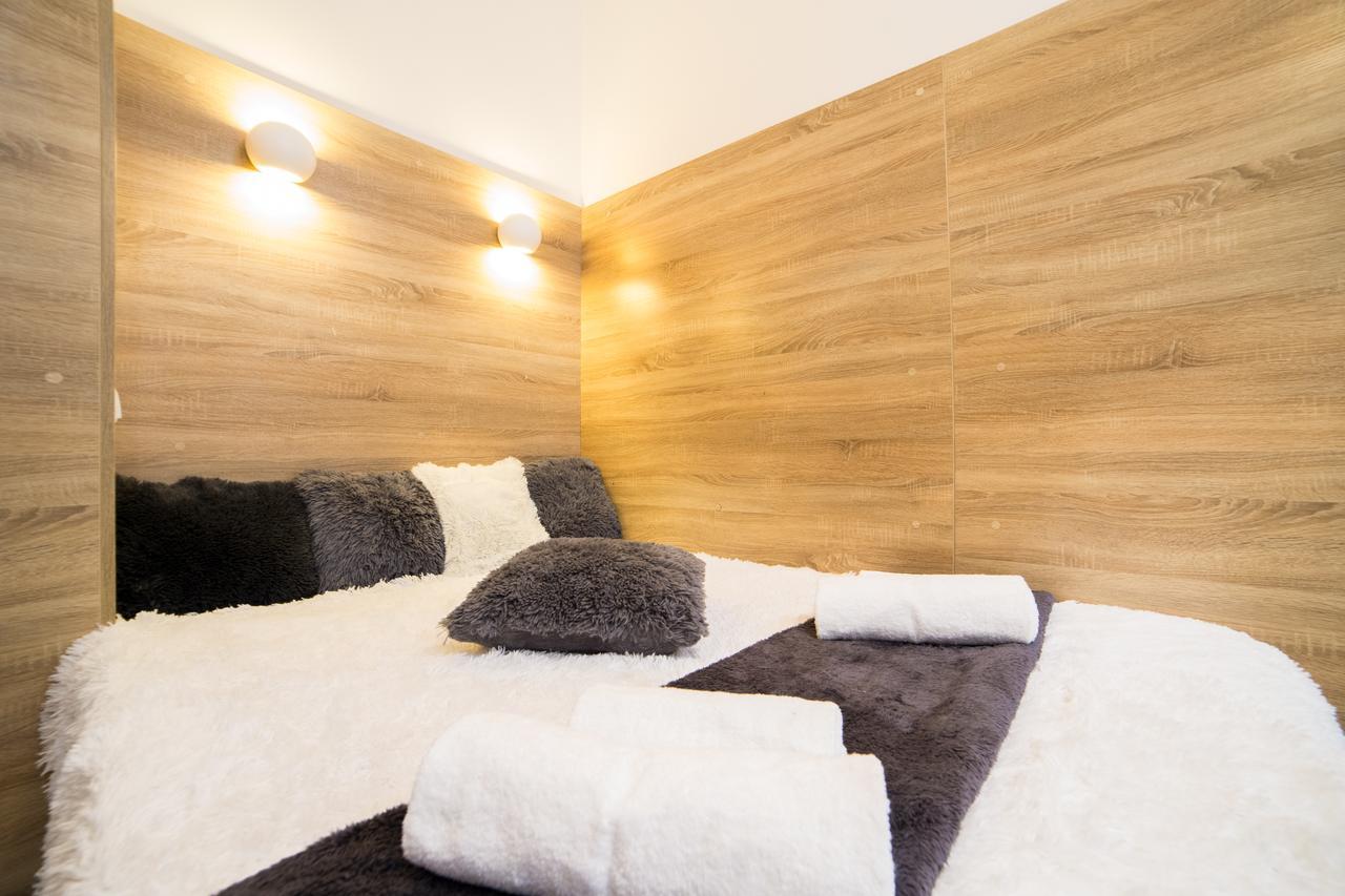 לבוב Smart Apartment On Filatova מראה חיצוני תמונה